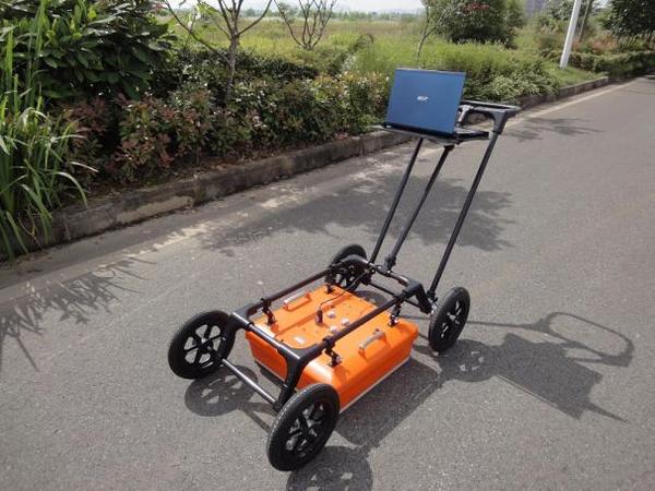 城市地下空洞探地雷达探测案例